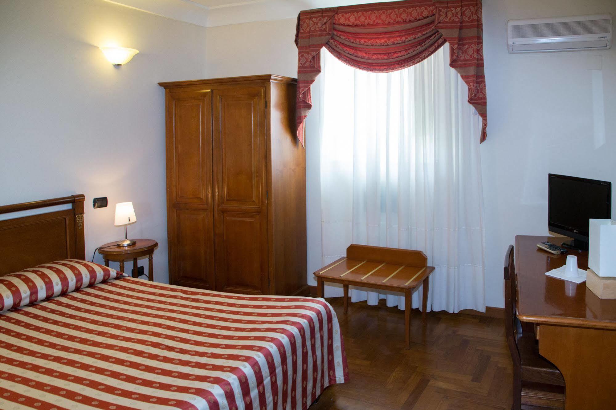 Residence Acropoli Syracuse Bagian luar foto